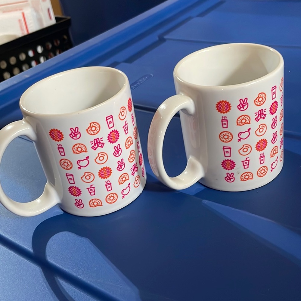 Set of 2 Dunkin Mugs